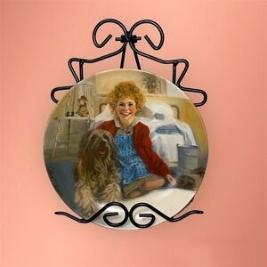 NWT Little Orphan Annie Collector Plate